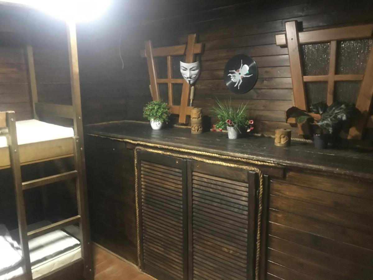 Ararat-podol Hostel *